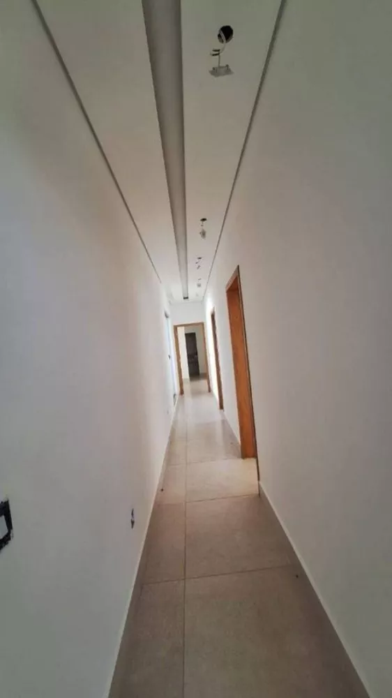 Casa à venda com 3 quartos, 190m² - Foto 8