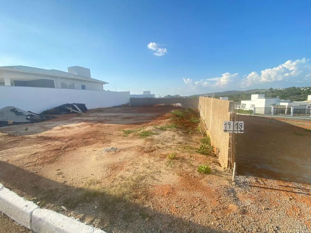 Terreno à venda, 400m² - Foto 1