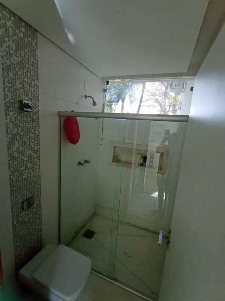 Casa de Condomínio à venda e aluguel com 4 quartos, 600m² - Foto 9