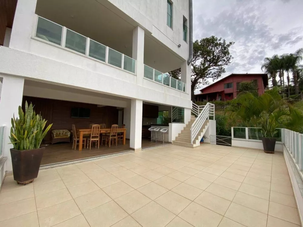 Casa de Condomínio à venda com 5 quartos, 460m² - Foto 4