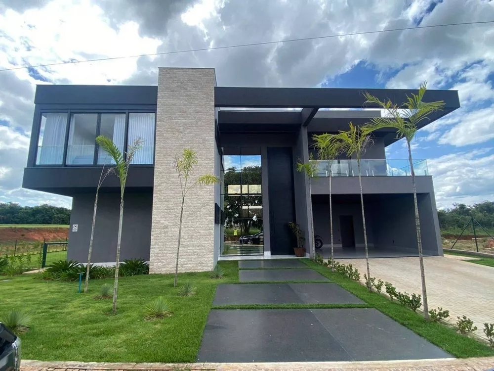 Casa à venda com 5 quartos, 580m² - Foto 1