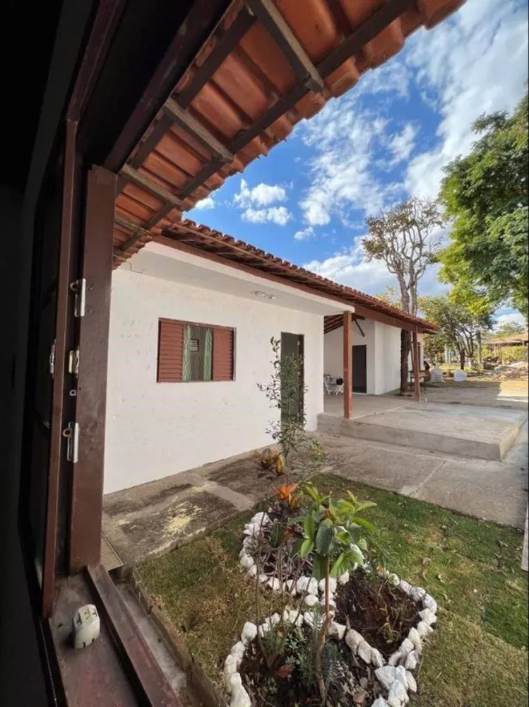 Casa à venda com 4 quartos, 180m² - Foto 3