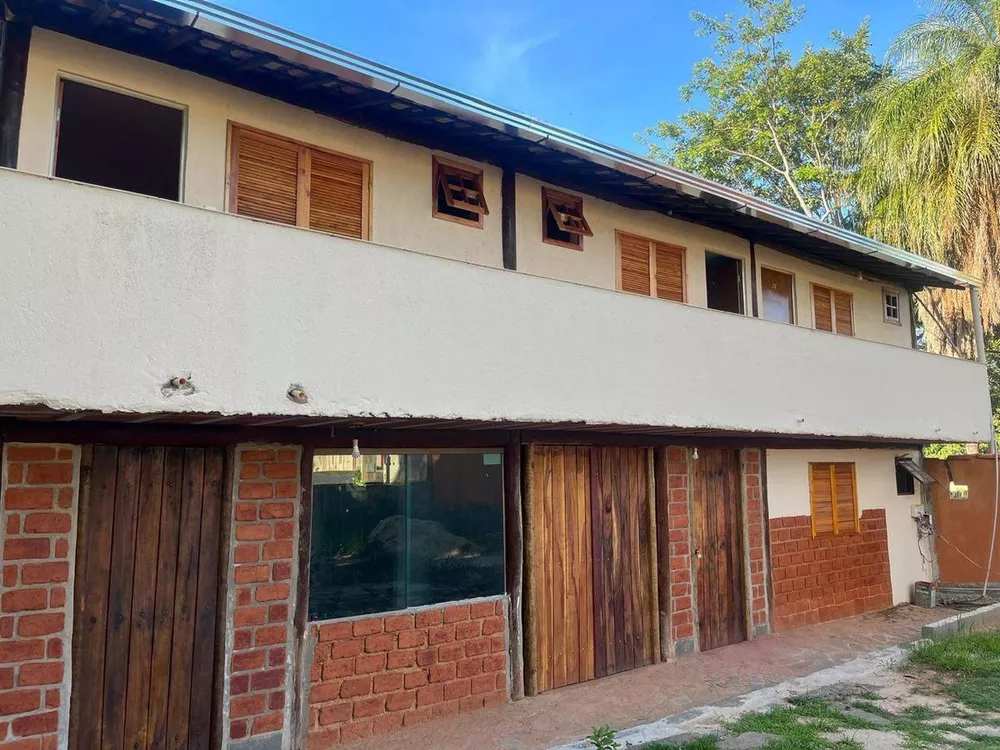 Casa à venda e aluguel com 11 quartos, 350m² - Foto 2