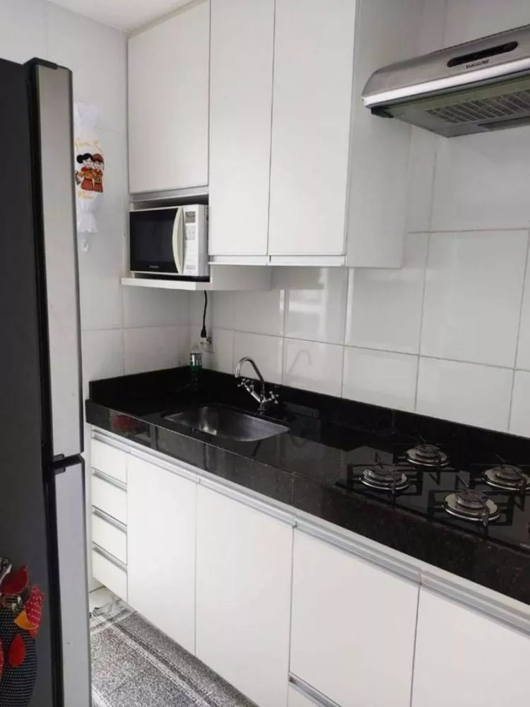 Apartamento à venda com 3 quartos, 85m² - Foto 1