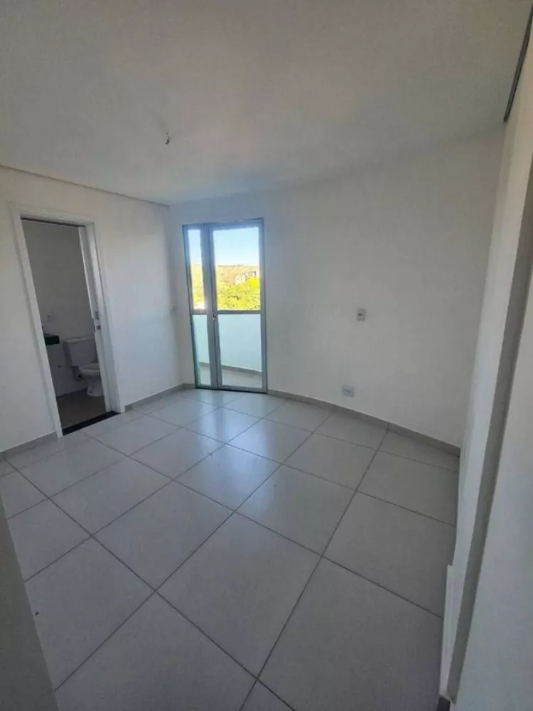 Apartamento à venda com 3 quartos, 73m² - Foto 4