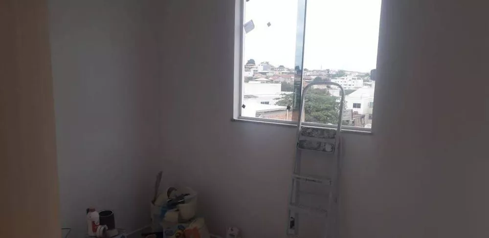 Casa à venda com 3 quartos, 105m² - Foto 11