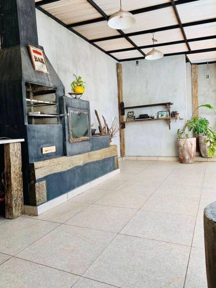 Casa à venda com 3 quartos, 213m² - Foto 7