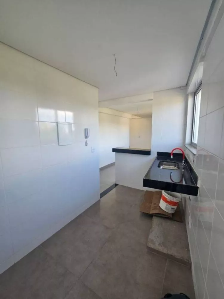 Cobertura à venda com 3 quartos, 151m² - Foto 4