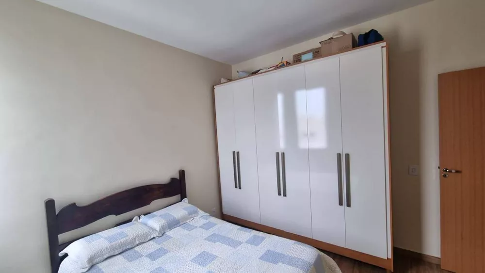 Casa à venda com 4 quartos, 190m² - Foto 6