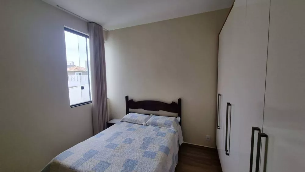 Casa à venda com 4 quartos, 190m² - Foto 7