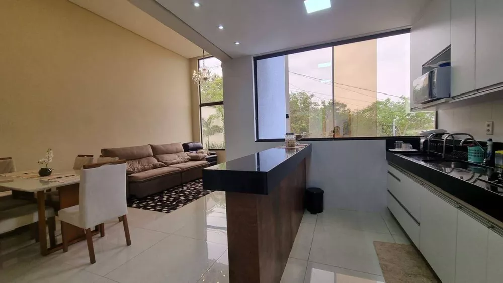 Casa à venda com 4 quartos, 190m² - Foto 5