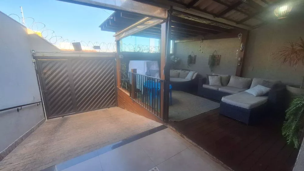 Casa à venda com 3 quartos, 184m² - Foto 8