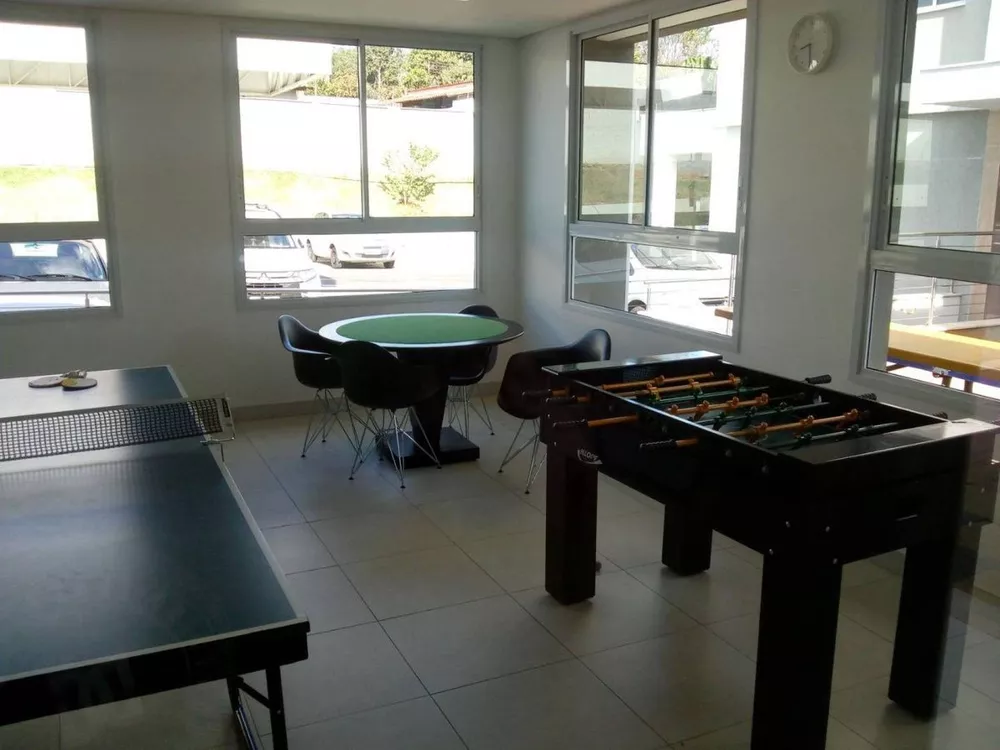 Apartamento à venda com 2 quartos, 69m² - Foto 2