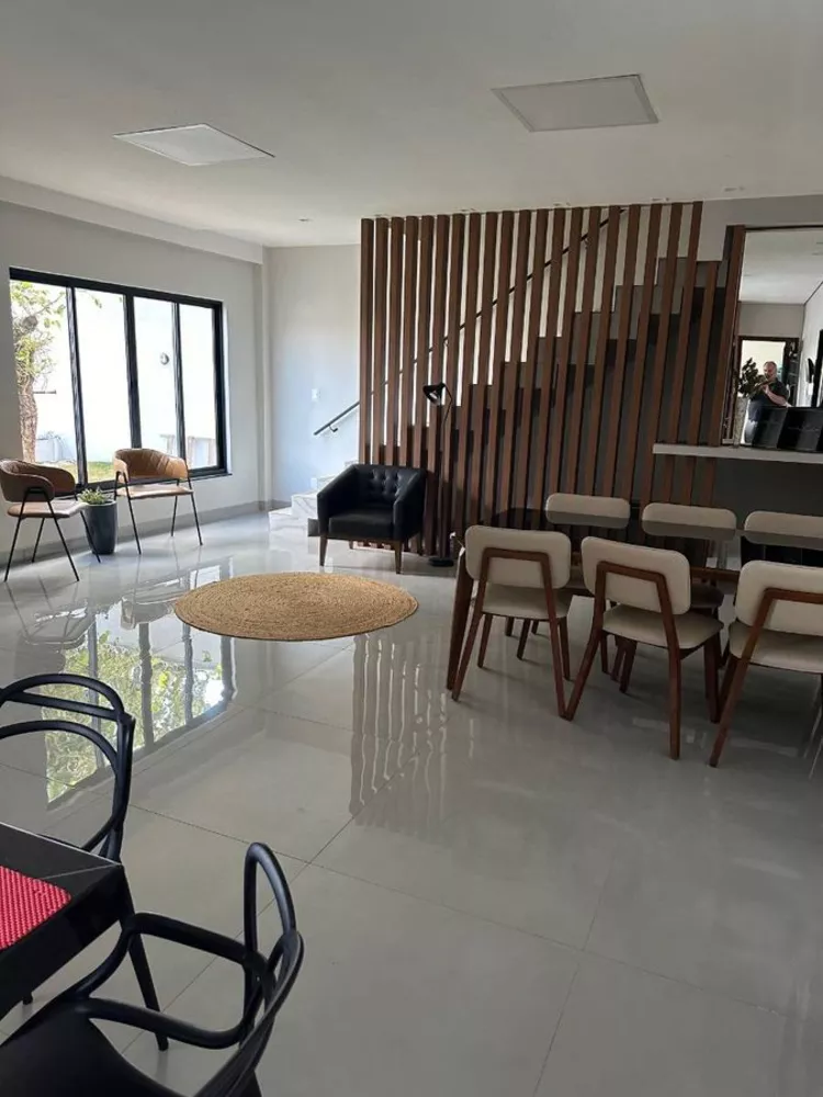 Casa à venda com 5 quartos, 340m² - Foto 3