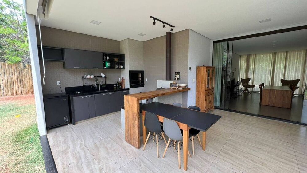 Casa de Condomínio à venda e aluguel com 4 quartos, 150m² - Foto 10