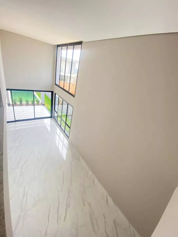 Casa de Condomínio à venda com 4 quartos, 256m² - Foto 21