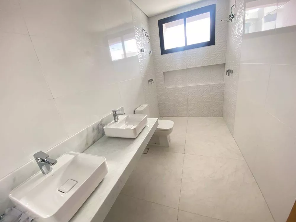 Casa de Condomínio à venda com 4 quartos, 256m² - Foto 19