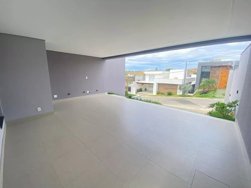 Casa de Condomínio à venda com 4 quartos, 256m² - Foto 32