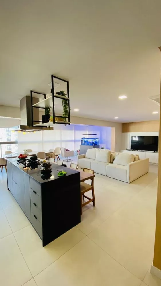 Apartamento, 3 quartos, 155 m² - Foto 1