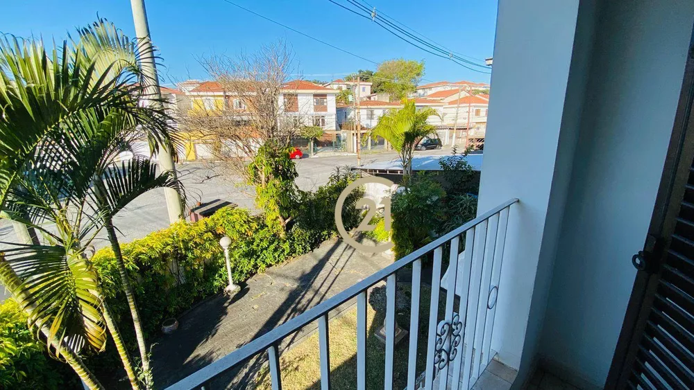 Casa, 4 quartos, 215 m² - Foto 2