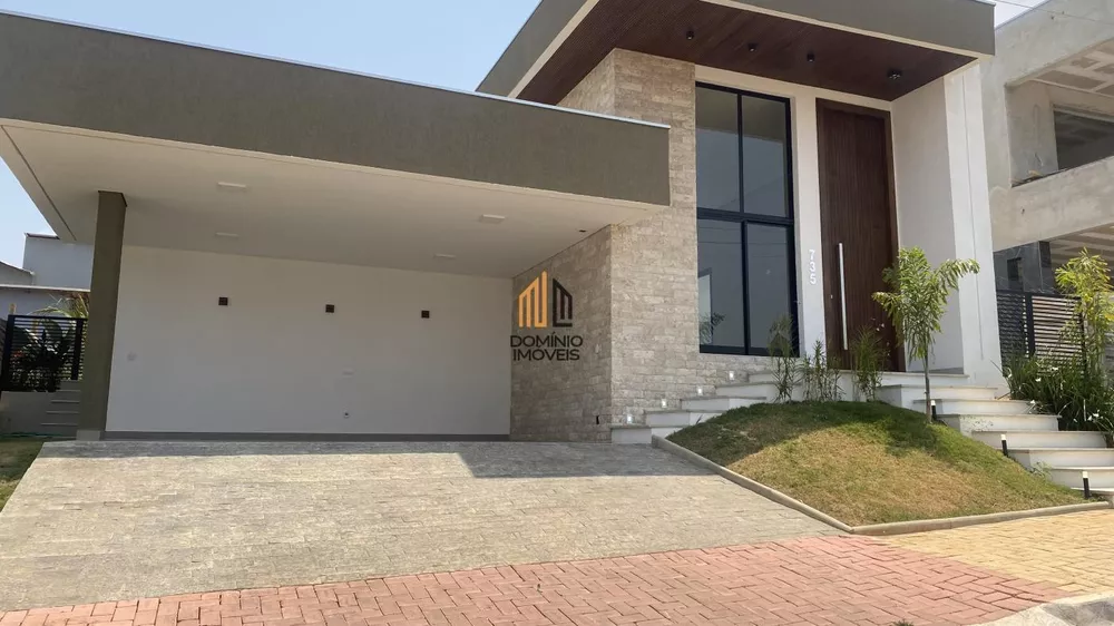 Casa de Condomínio à venda com 4 quartos, 545m² - Foto 1