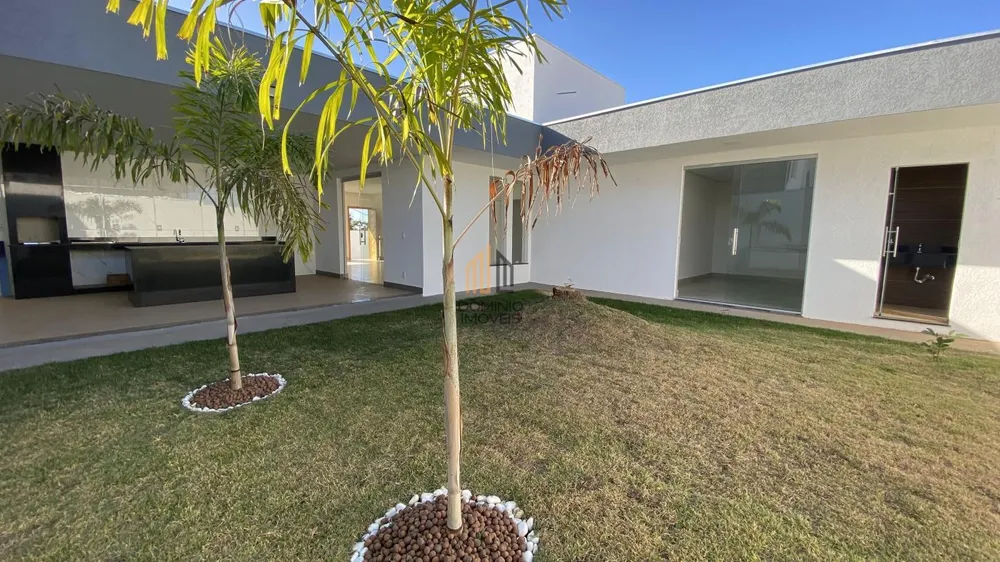 Casa, 3 quartos, 195 m² - Foto 1