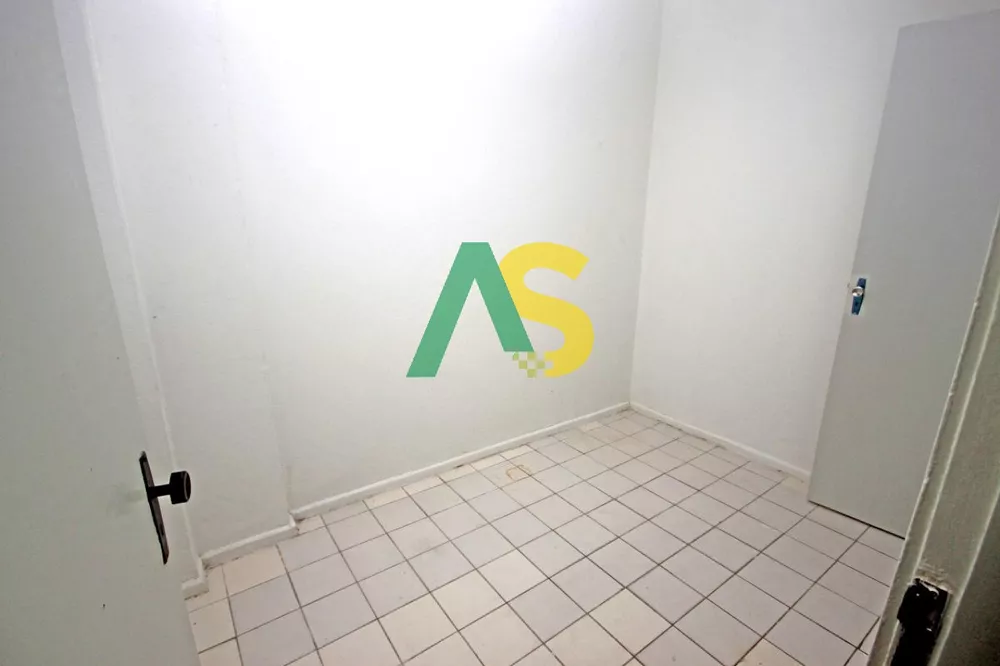 Apartamento à venda com 2 quartos, 76m² - Foto 4