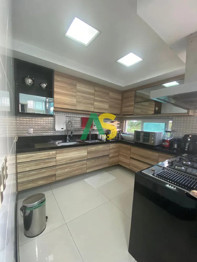 Casa, 5 quartos, 684 m² - Foto 1