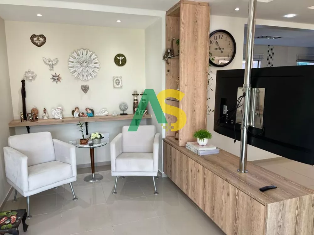 Casa à venda com 3 quartos, 160m² - Foto 3