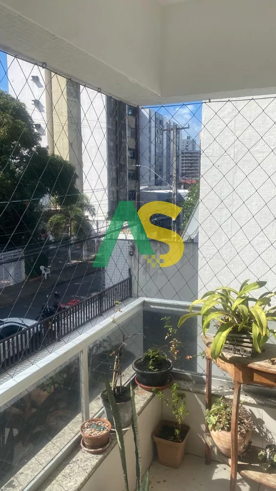 Apartamento à venda com 3 quartos, 80m² - Foto 1