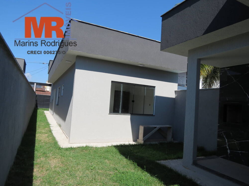 Casa à venda com 2 quartos, 180m² - Foto 2
