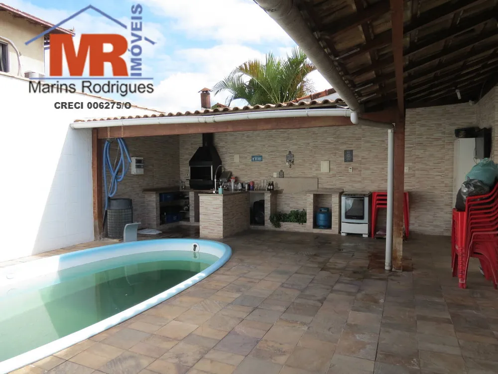 Casa, 2 quartos, 180 m² - Foto 1