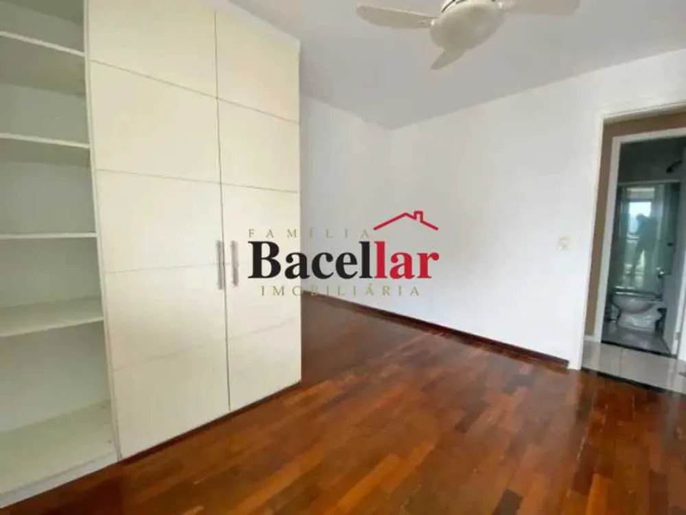 Apartamento, 3 quartos, 140 m² - Foto 11