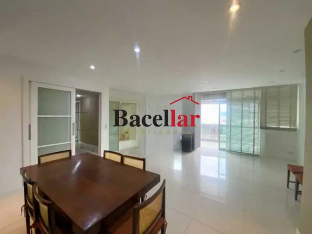 Apartamento, 3 quartos, 140 m² - Foto 3