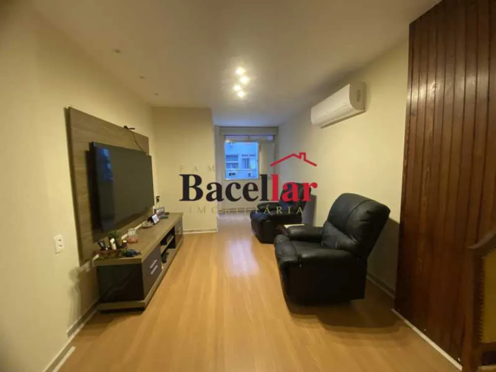 Apartamento, 3 quartos, 100 m² - Foto 2