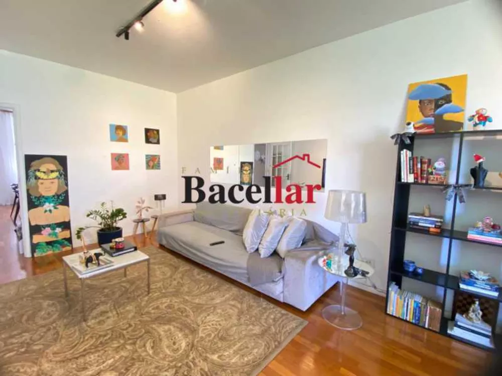 Apartamento, 3 quartos, 180 m² - Foto 1