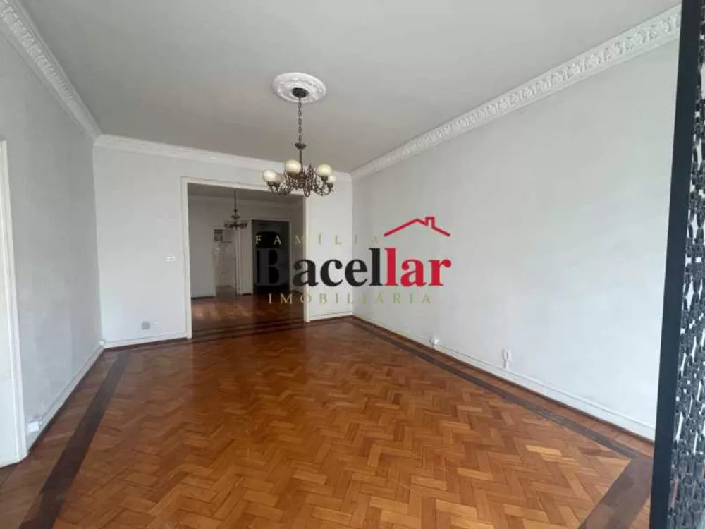 Apartamento, 3 quartos, 172 m² - Foto 1