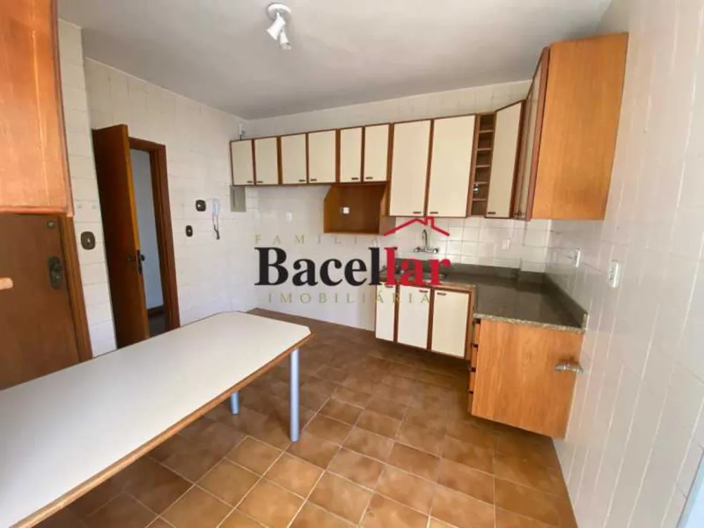 Cobertura, 3 quartos, 215 m² - Foto 25