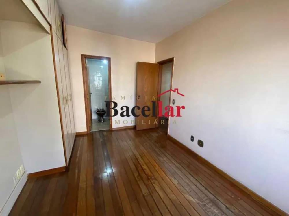 Cobertura, 3 quartos, 215 m² - Foto 8