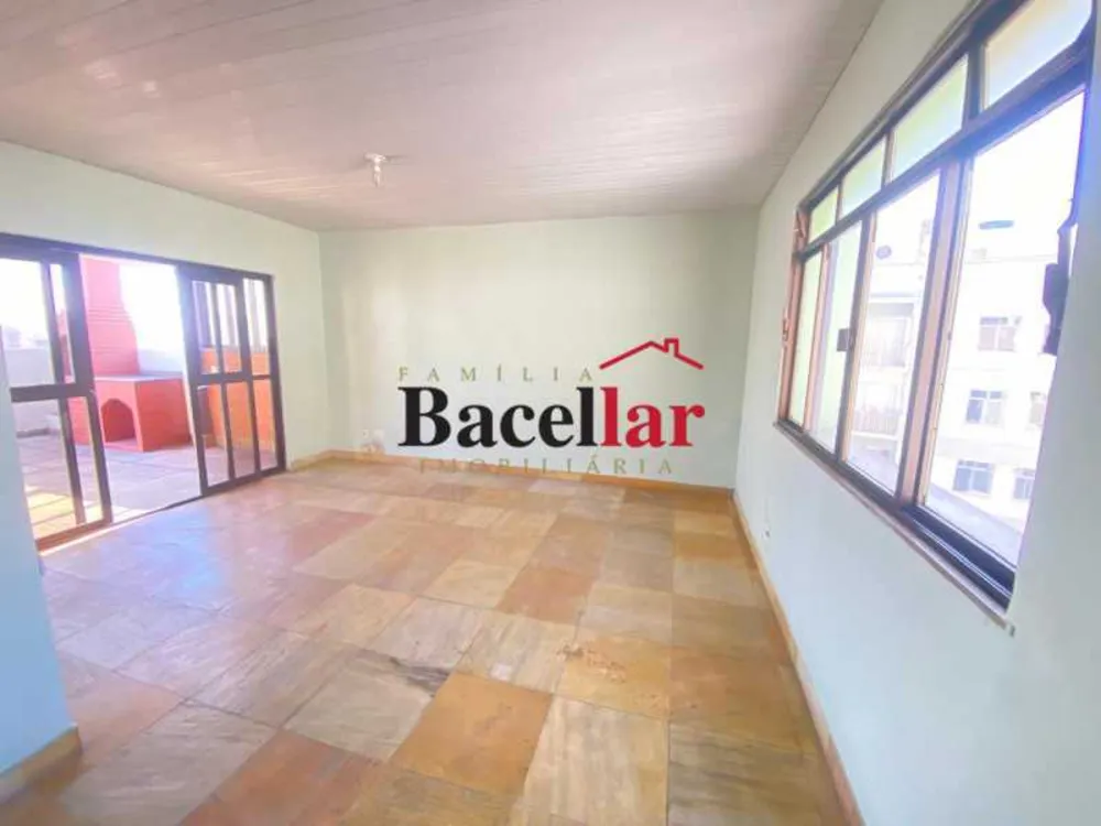 Cobertura, 3 quartos, 215 m² - Foto 12