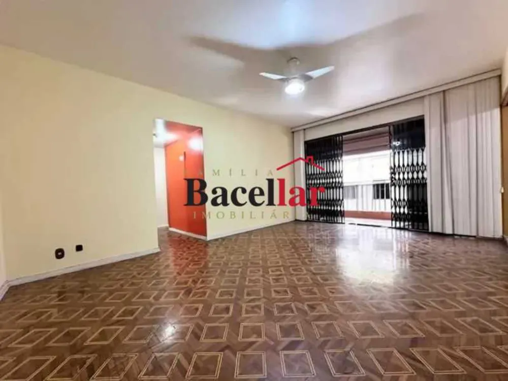 Apartamento, 3 quartos, 106 m² - Foto 2