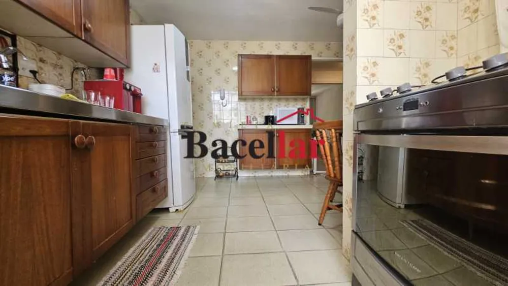 Apartamento, 3 quartos, 156 m² - Foto 2