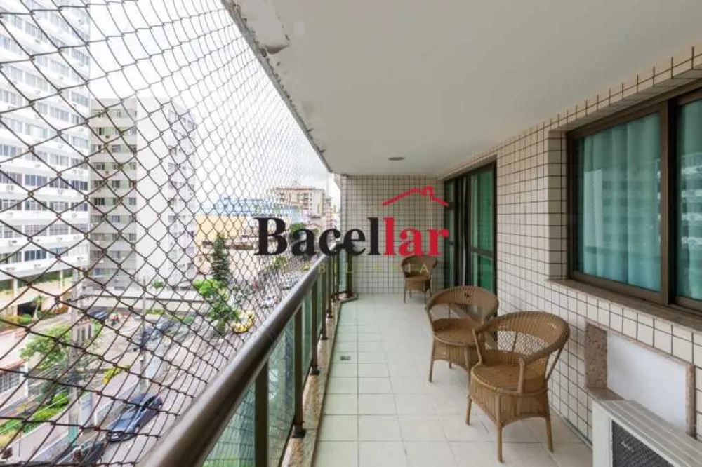 Apartamento, 3 quartos, 120 m² - Foto 1