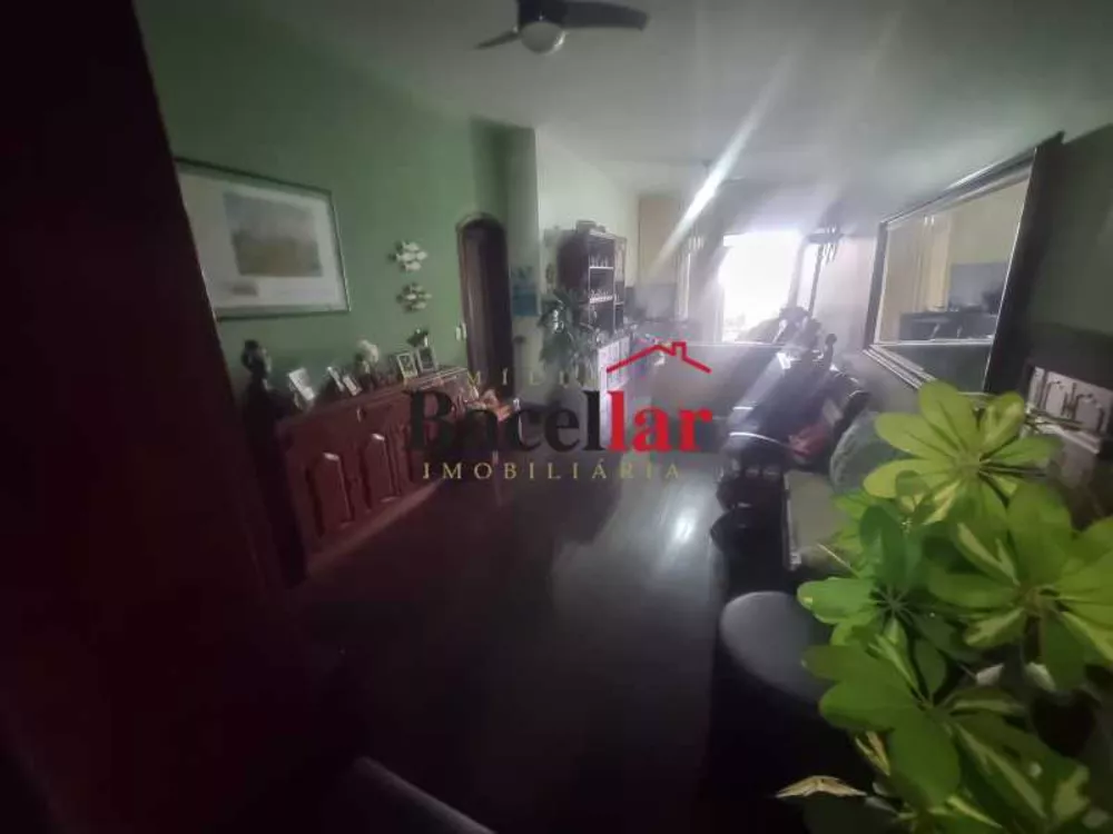 Apartamento, 3 quartos, 155 m² - Foto 2