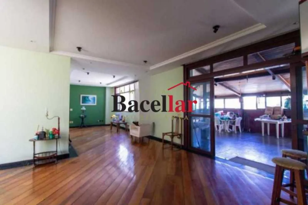 Cobertura, 3 quartos, 297 m² - Foto 2