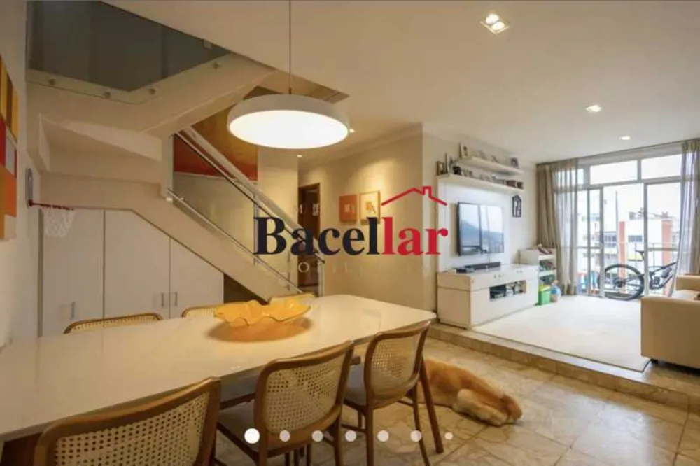 Cobertura, 3 quartos, 220 m² - Foto 2