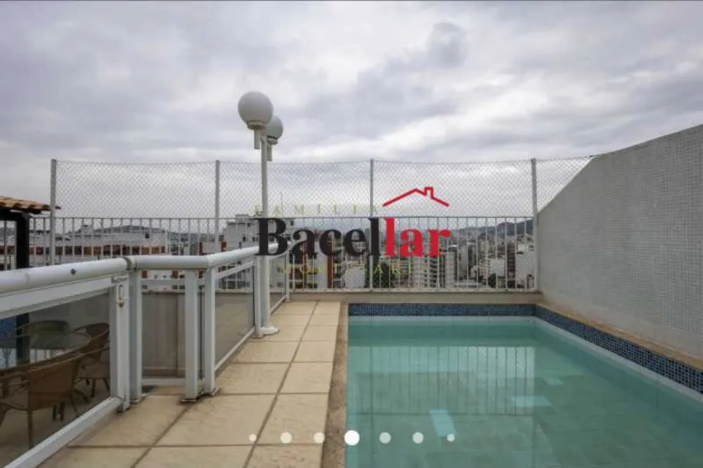 Cobertura, 3 quartos, 220 m² - Foto 1