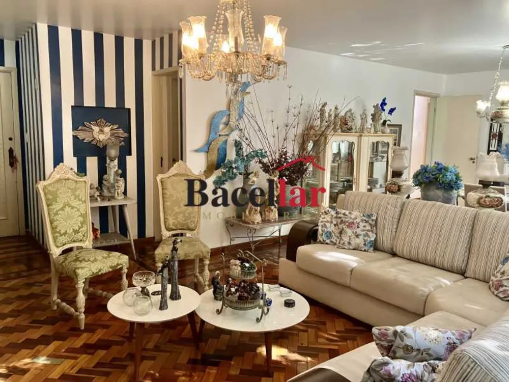 Apartamento, 3 quartos, 179 m² - Foto 1