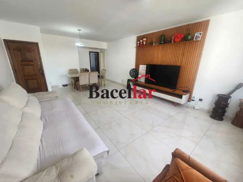 Apartamento, 3 quartos, 119 m² - Foto 2