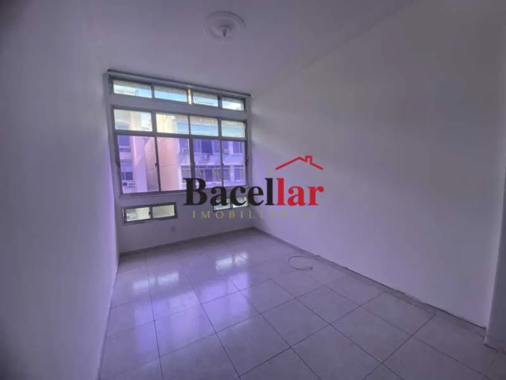 Apartamento, 3 quartos, 110 m² - Foto 2